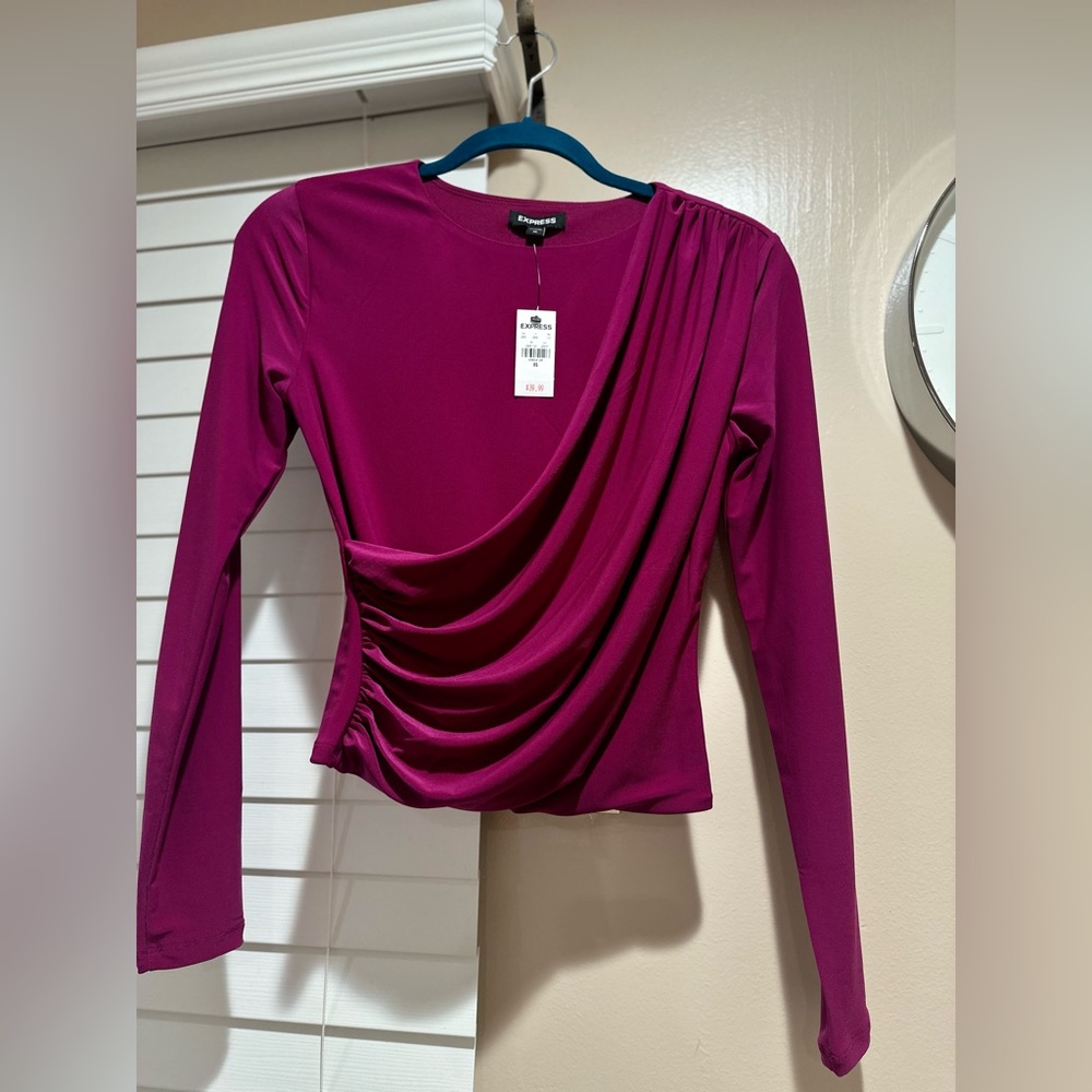 Express XS pleated blouse